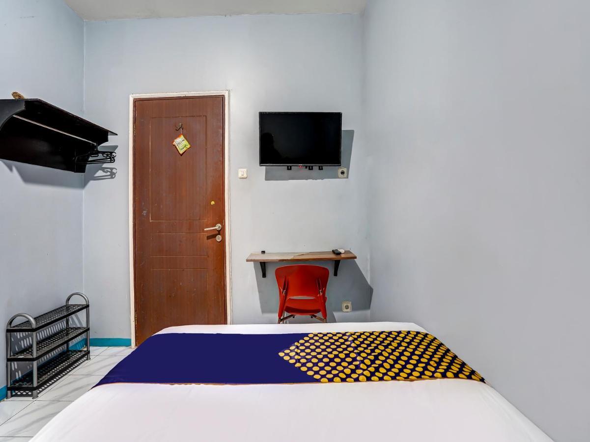 Spot On 90147 Gosepa Ambengan Plaza Hotel Surabaya Luaran gambar