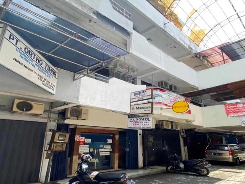 Spot On 90147 Gosepa Ambengan Plaza Hotel Surabaya Luaran gambar